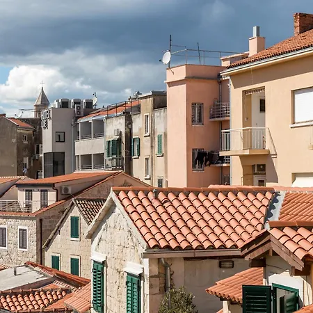 Coziness In The Center Daire